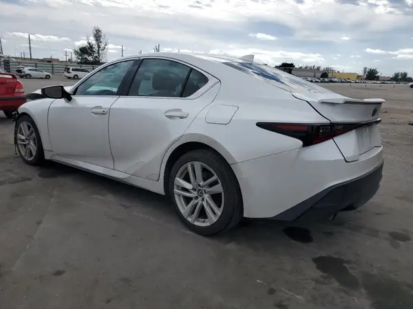 JTHAA1D22N5118644 2022 LEXUS IS - Image 2