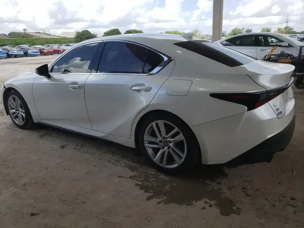 JTHAA1D23N5120256 2022 LEXUS IS - Image 2