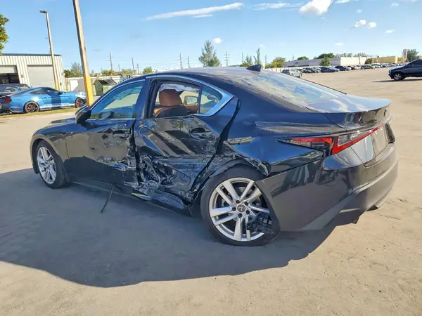 JTHAA1D24N5122503 2022 LEXUS IS - Image 2
