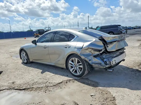 JTHAA1D25M5109886 2021 LEXUS IS - Image 2