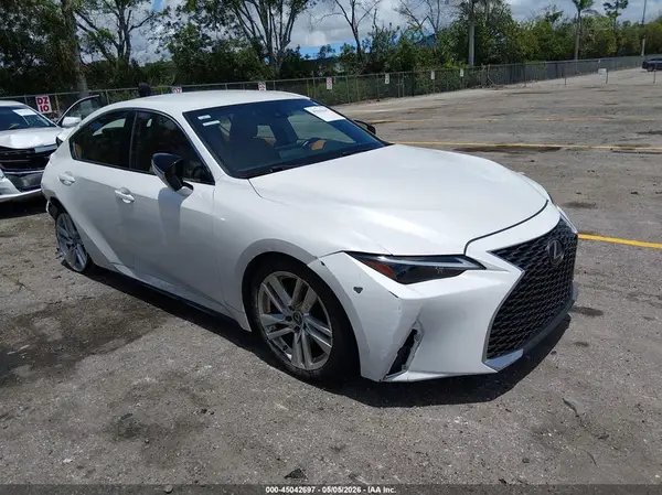 JTHAA1D25M5114733 2021 LEXUS IS - Image 1