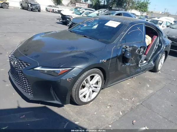 JTHAA1D25M5117471 2021 LEXUS IS - Image 2