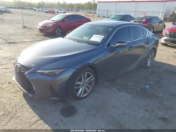 JTHAA1D25M5117616 2021 LEXUS IS - Image 2