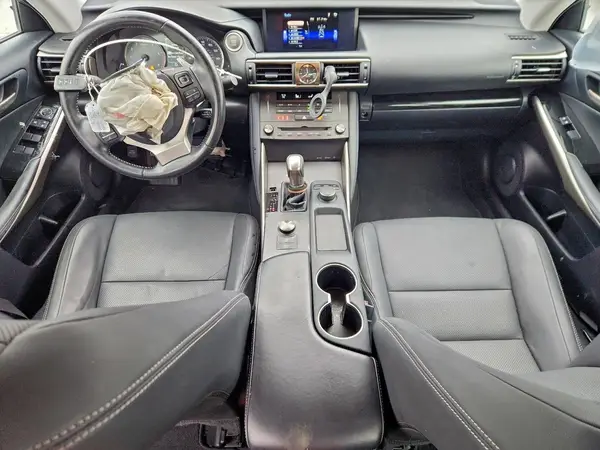 JTHAA1D26L5107577 2020 LEXUS IS - Image 8