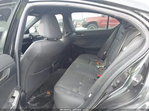 JTHAA1D26M5110125 2021 LEXUS IS - Image 8