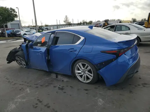 JTHAA1D26M5115017 2021 LEXUS IS - Image 2