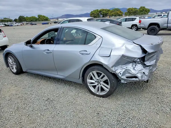 JTHAA1D26N5121076 2022 LEXUS IS - Image 2