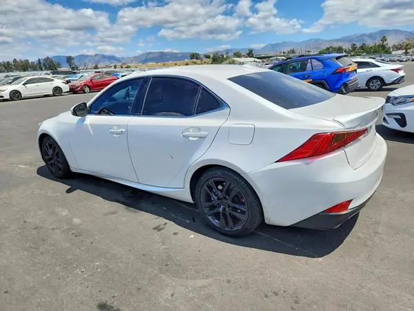 JTHAA1D27L5102534 2020 LEXUS IS - Image 2