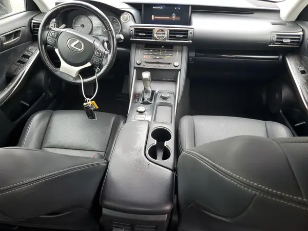 JTHAA1D27L5107636 2020 LEXUS IS - Image 8