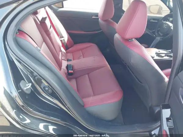 JTHAA1D27M5113700 2021 LEXUS IS - Image 8