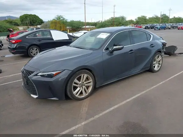 JTHAA1D28M5115102 2021 LEXUS IS - Image 2