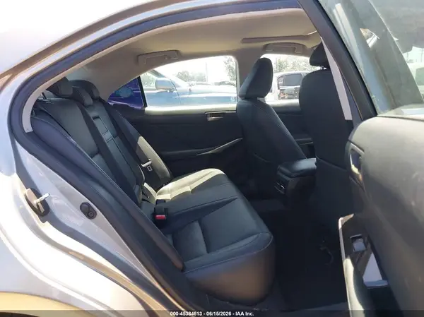 JTHAA1D29L5105774 2020 LEXUS IS - Image 8