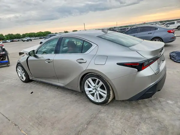 JTHAA1D29M5111575 2021 LEXUS IS - Image 2