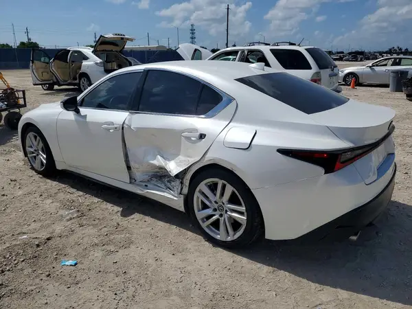 JTHAA1D29N5122187 2022 LEXUS IS - Image 2