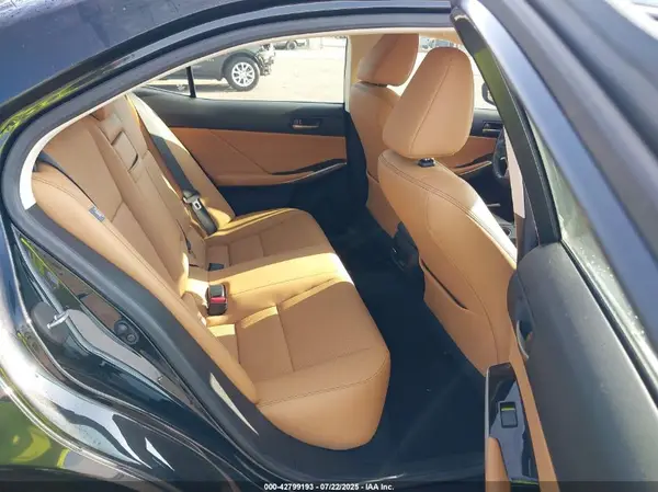 JTHAA1D2XL5107338 2020 LEXUS IS - Image 8