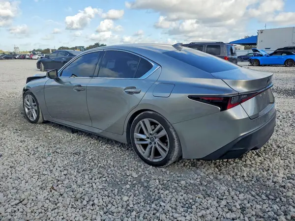 JTHAA1D2XM5110628 2021 LEXUS IS - Image 2
