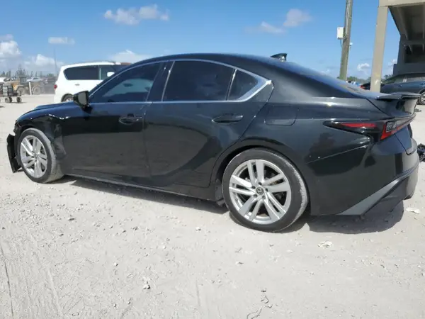 JTHAA1D2XM5112640 2021 LEXUS IS - Image 2