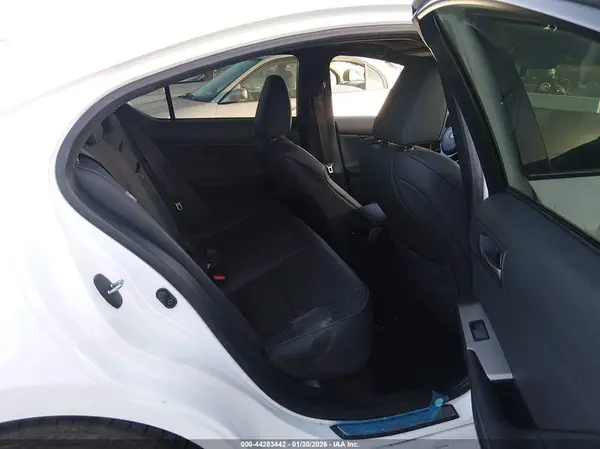 JTHAP1D20R5006834 2024 LEXUS IS - Image 8