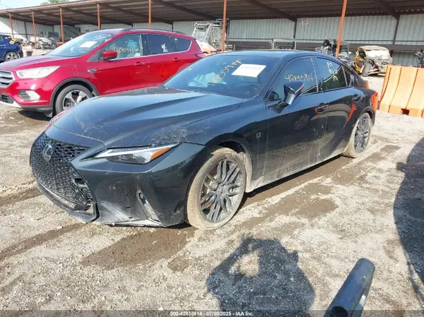 JTHAP1D21P5003275 2023 LEXUS IS - Image 2