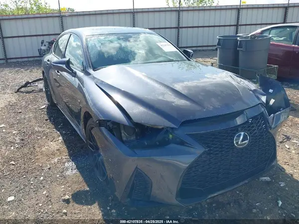 JTHAP1D21P5003423 2023 LEXUS IS - Image 1
