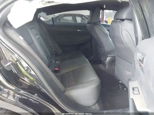 JTHAP1D22P5003981 2023 LEXUS IS - Image 8
