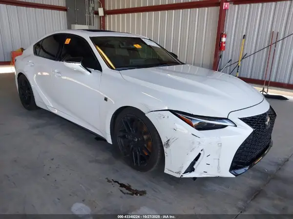 JTHAP1D26P5004955 2023 LEXUS IS - Image 1