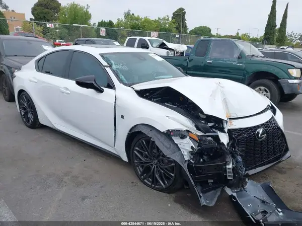 JTHAP1D26S5007671 2025 LEXUS IS - Image 1