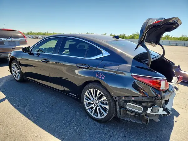 JTHB21B10K2034217 2019 LEXUS ES - Image 2