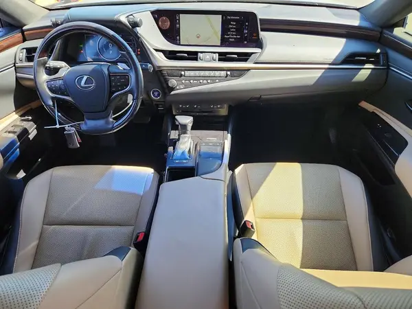 JTHB21B10K2034217 2019 LEXUS ES - Image 8
