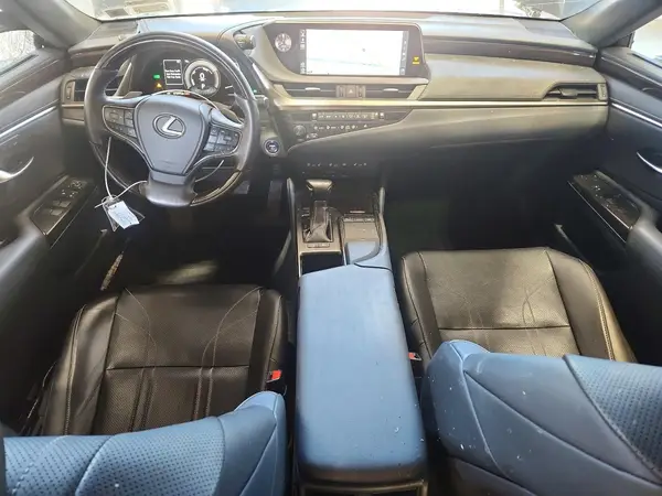 JTHB21B11K2005809 2019 LEXUS ES - Image 8