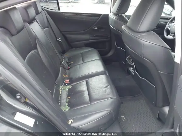 JTHB21B11K2035568 2019 LEXUS ES - Image 8