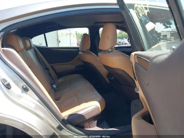 JTHB21B11K2042097 2019 LEXUS ES - Image 8