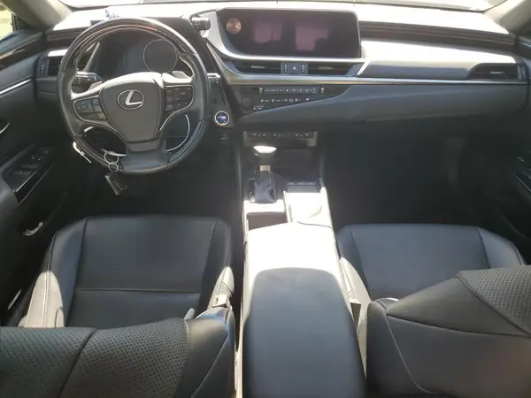 JTHB21B13K2028427 2019 LEXUS ES - Image 8