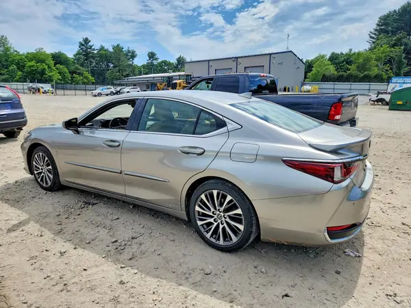 JTHB21B13K2029917 2019 LEXUS ES - Image 2