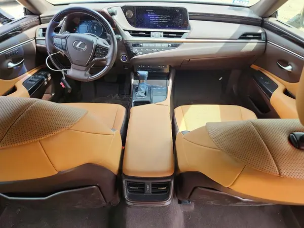 JTHB21B13K2029917 2019 LEXUS ES - Image 8
