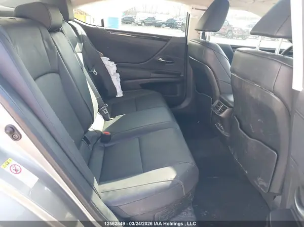 JTHB21B13K2048760 2019 LEXUS ES - Image 8