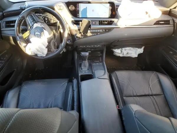 JTHB21B14K2004413 2019 LEXUS ES - Image 8