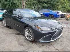 JTHB21B14K2023639 2019 LEXUS ES