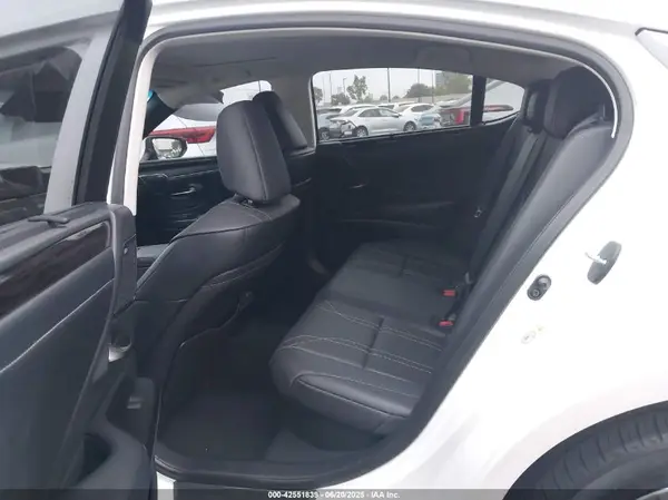 JTHB21B14K2029182 2019 LEXUS ES - Image 8