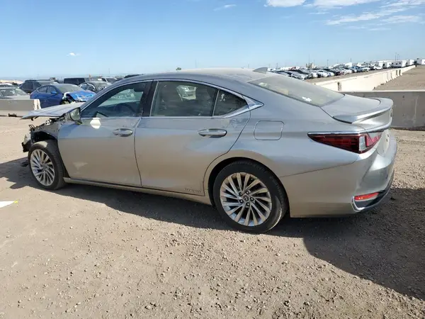 JTHB21B14K2031336 2019 LEXUS ES - Image 2