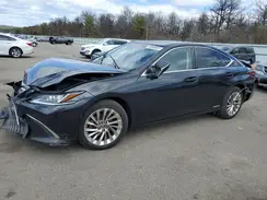 JTHB21B14K2035693 2019 LEXUS ES