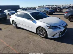 JTHB21B14K2038299 2019 LEXUS ES
