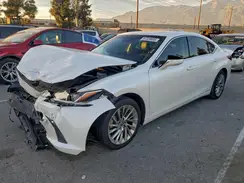 JTHB21B15K2014352 2019 LEXUS ES