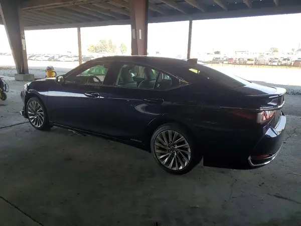 JTHB21B15K2025710 2019 LEXUS ES - Image 2