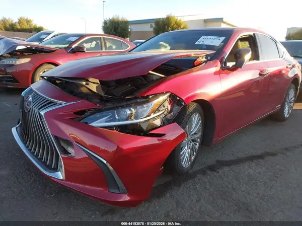 JTHB21B15K2028204 2019 LEXUS ES - Image 2
