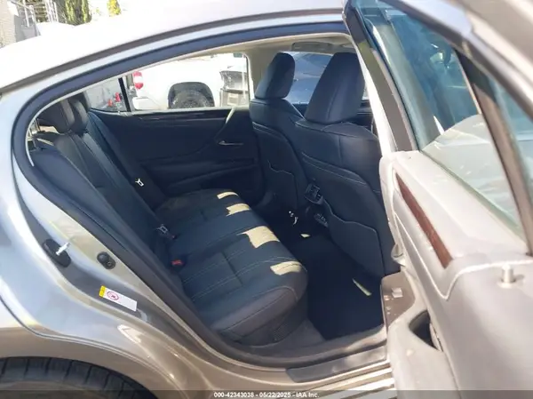 JTHB21B15K2031457 2019 LEXUS ES - Image 8