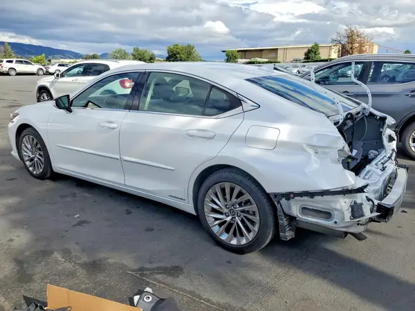 JTHB21B15K2043589 2019 LEXUS ES - Image 2