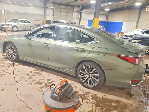 JTHB21B16K2022878 2019 LEXUS ES - Image 2