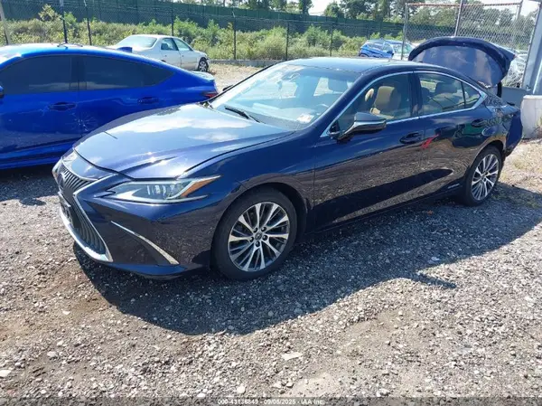 JTHB21B16K2041947 2019 LEXUS ES - Image 2