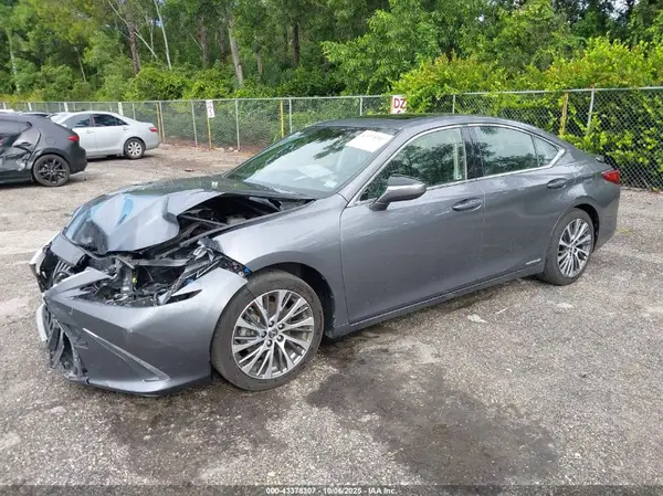 JTHB21B17K2007855 2019 LEXUS ES - Image 2